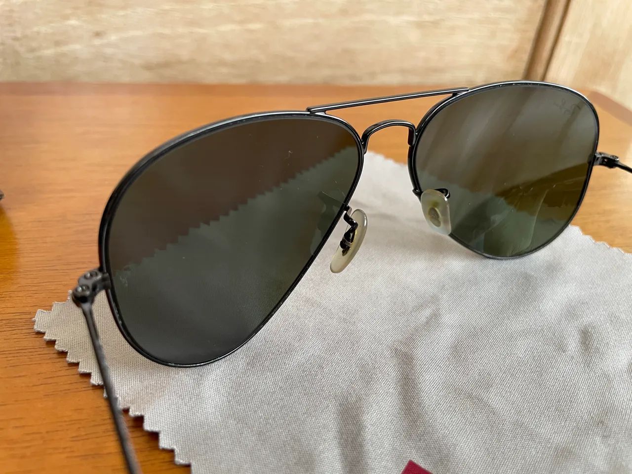 Óculos de sol Ray-Ban Aviator Total Black 3025L - Foto 5
