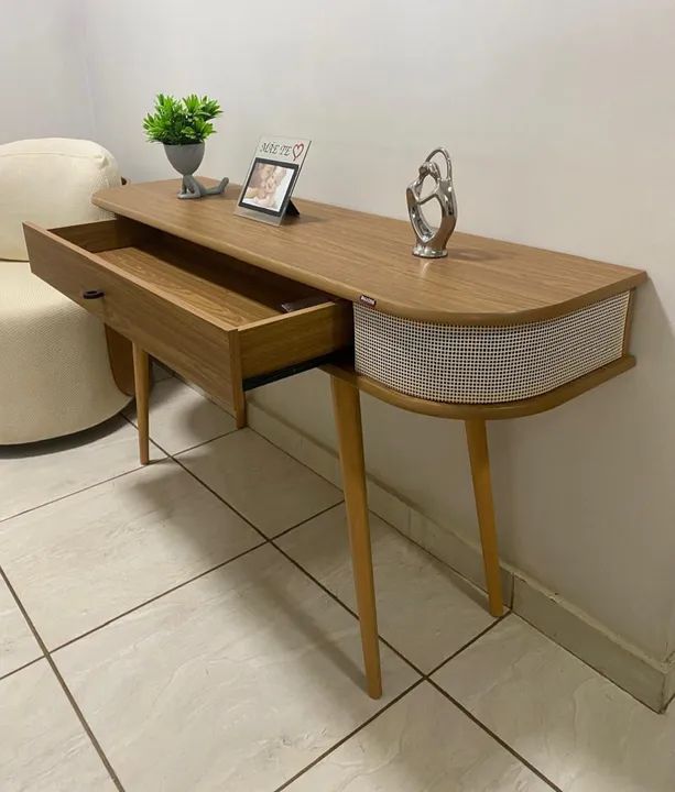 Mesa de Apoio com Gaveta e Design Moderno curvo - Foto 3