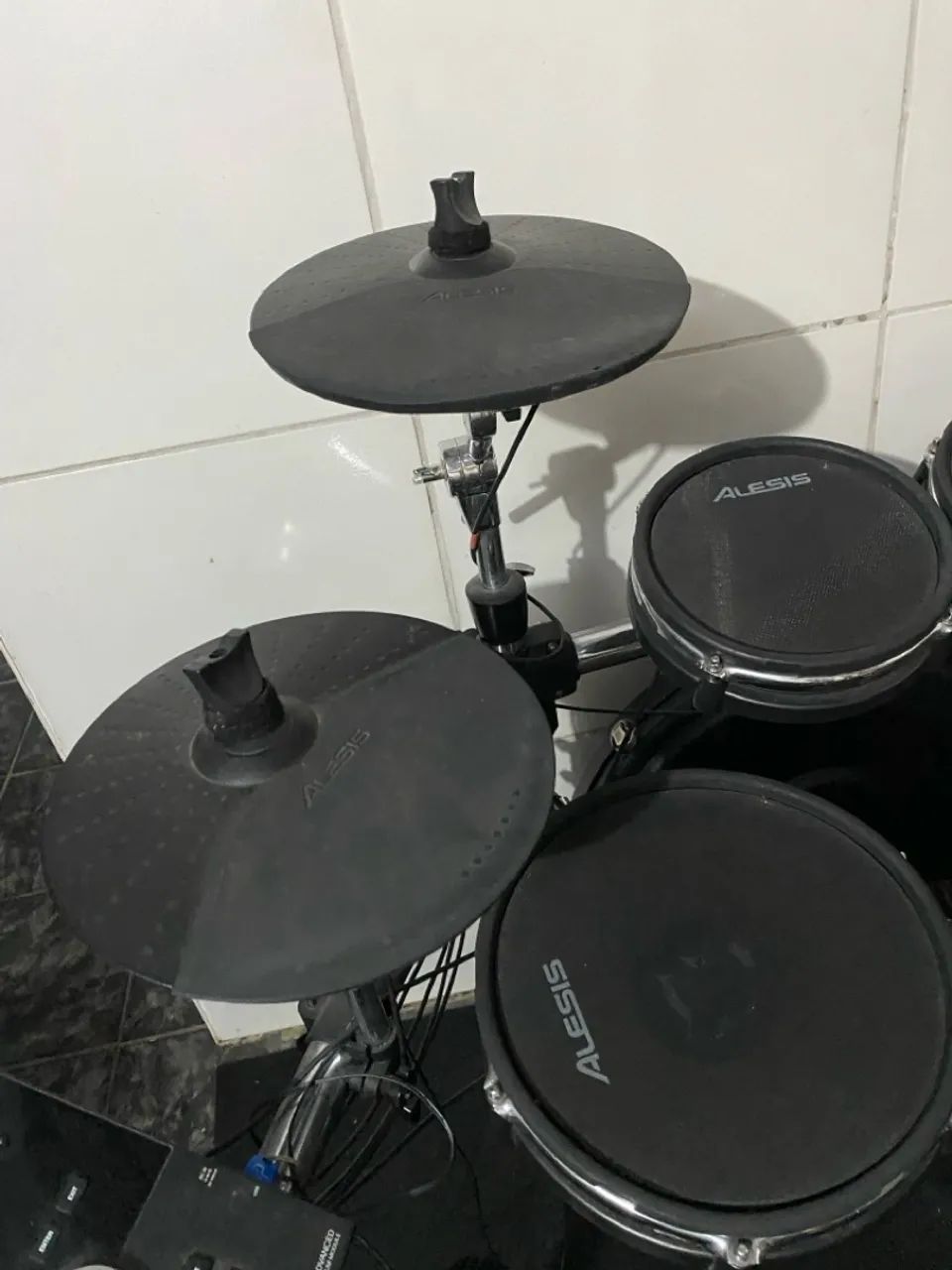 Bateria Eletrônica Alesis Command mesh kit - Foto 4