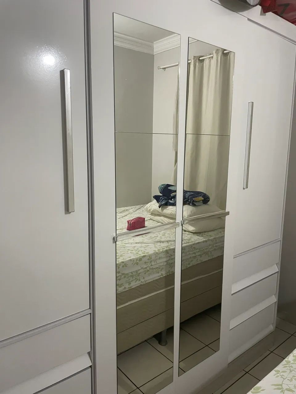 Guarda-roupa 64296494687491123