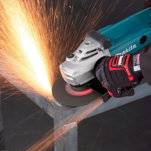 Esmerilhadeira Industrial 2200w 7 Polegadas GA7020 Makita - Foto 2