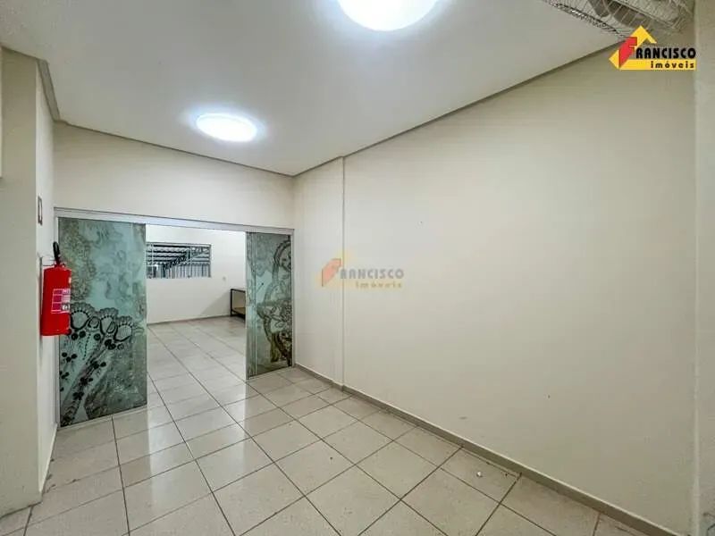 Galpão localizado no bairro Liberdade - Foto 2