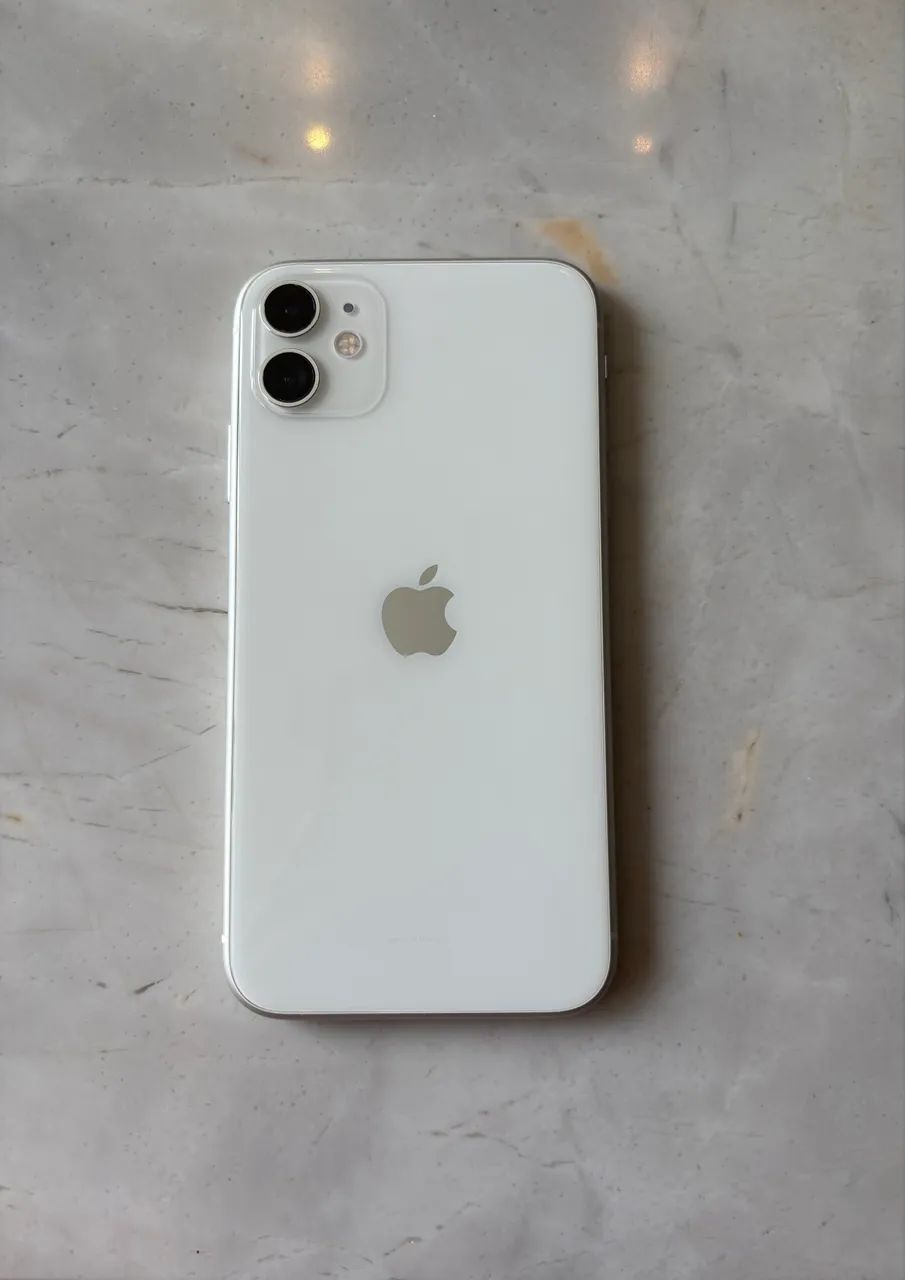 iPhone 11, 256 GB, branco, única dona, impecável! - Celulares e