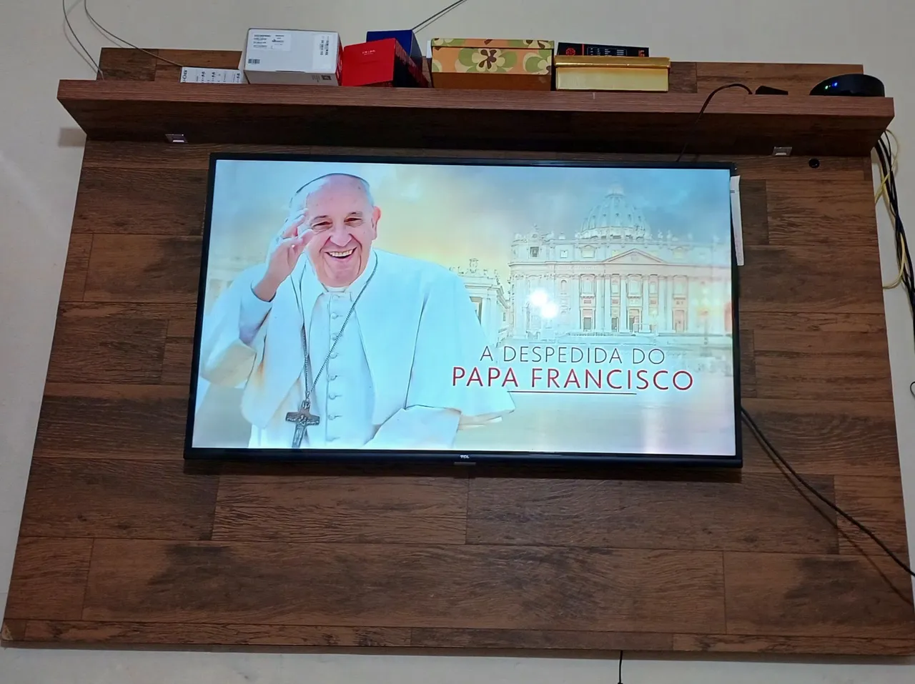 BAIXOU!!!Painel Decorativo Moderno com lâmpadas em LED 1,80mX135m