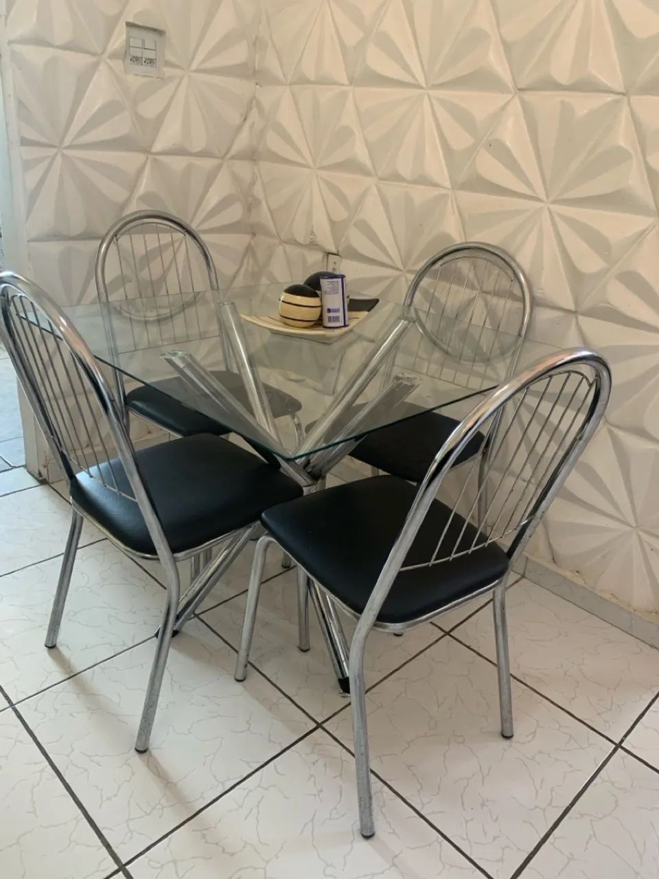 Mesa de Jantar em Vidro e Aço - Foto 3