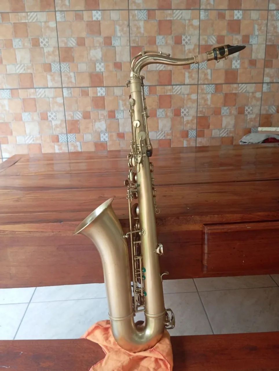 Saxofone Tenor usado WERIL BRASIL - Foto 2