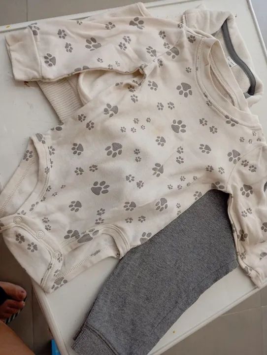 Conjunto Bebe Carter's 12 meses 4 peças  - Foto 5