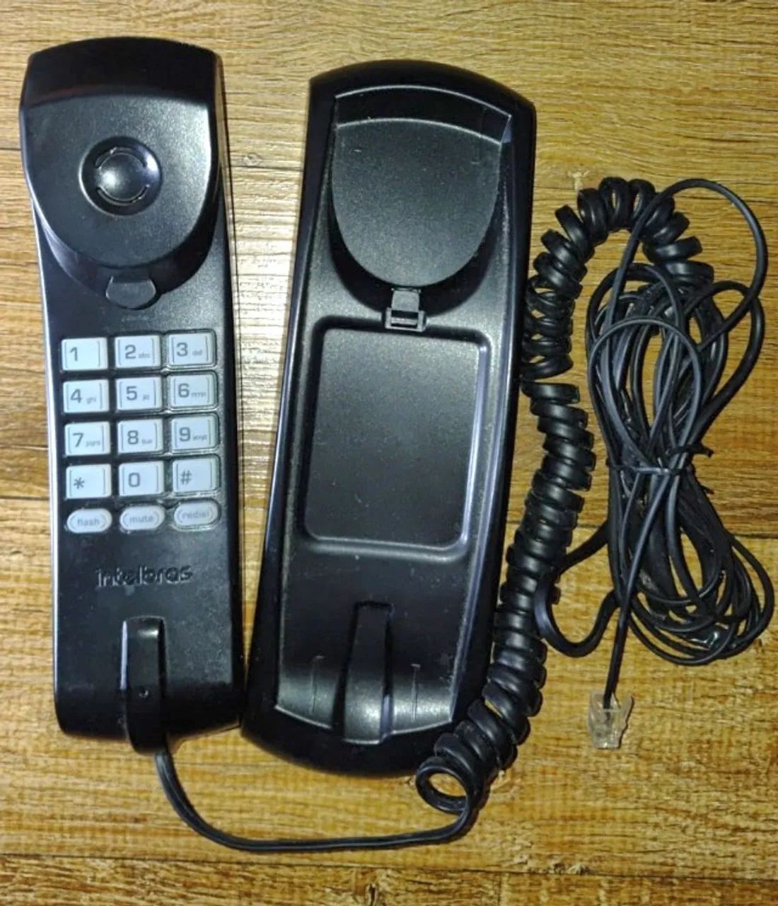 Telefone Intelbras Tc 20 com fio aumentado Preto