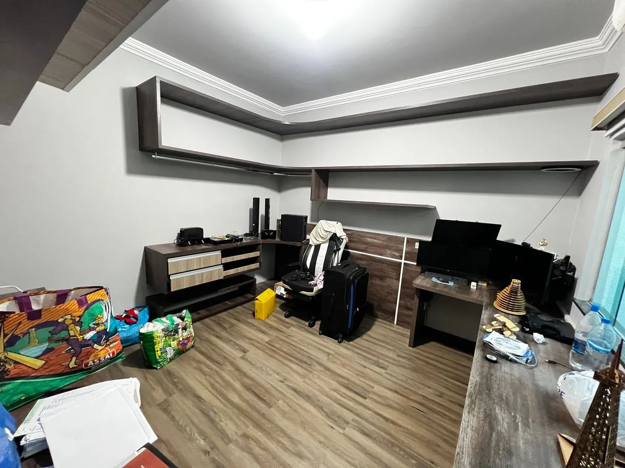 Casa Térrea no Residencial Tapajos 04 Qts  01 sendo suíte/ fino acabamento: gesso, leds ,  - Foto 2