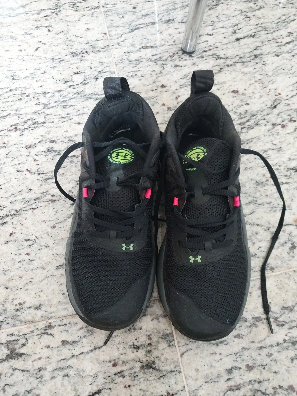 Tênis Under Armour Preto