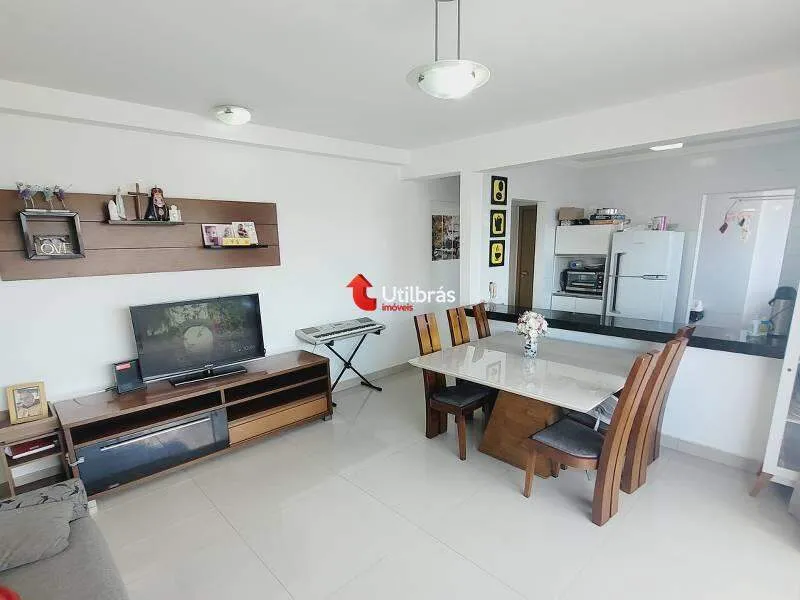 Apartamento à venda, 3 quartos, 1 suíte, 2 vagas, Fernão Dias - Belo Horizonte/MG