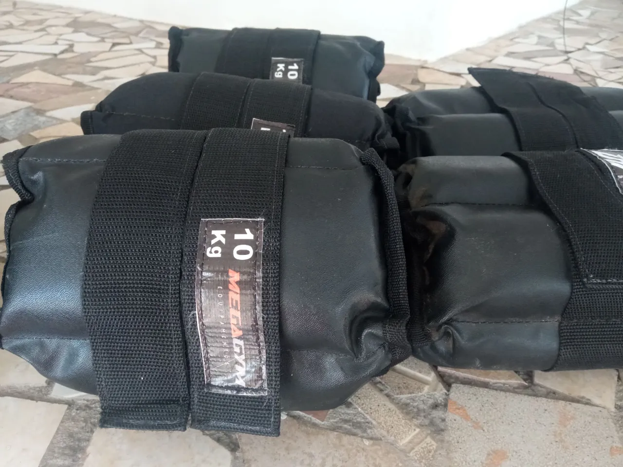 Kits de Peso para Exercícios - 5 unidades 10 kg cada.