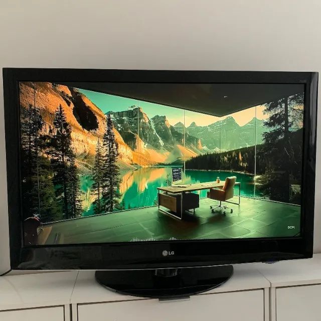 TV LG 42 Polegadas Full HD 1080 LCD Em Ótimo Estado - Foto 2