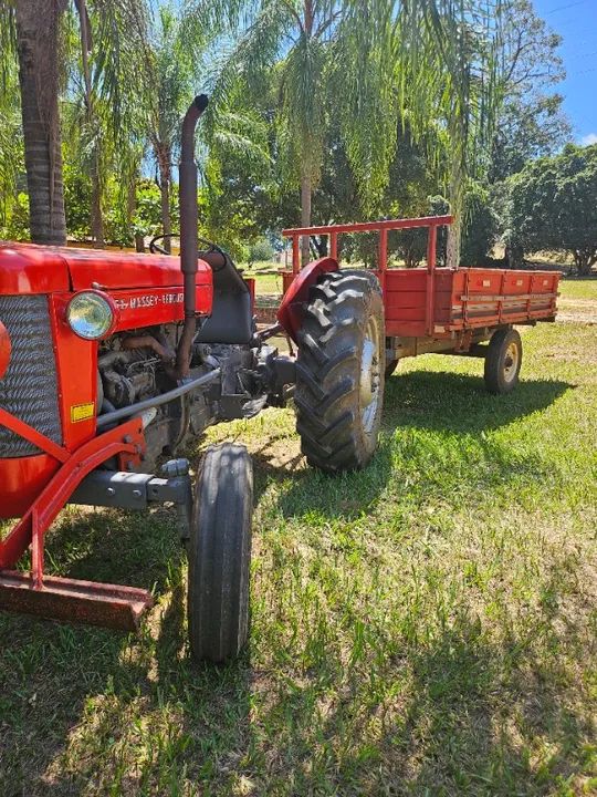 Vendo Trator com carretinha Massey-Ferguson 55X Ano 75 - Foto 2