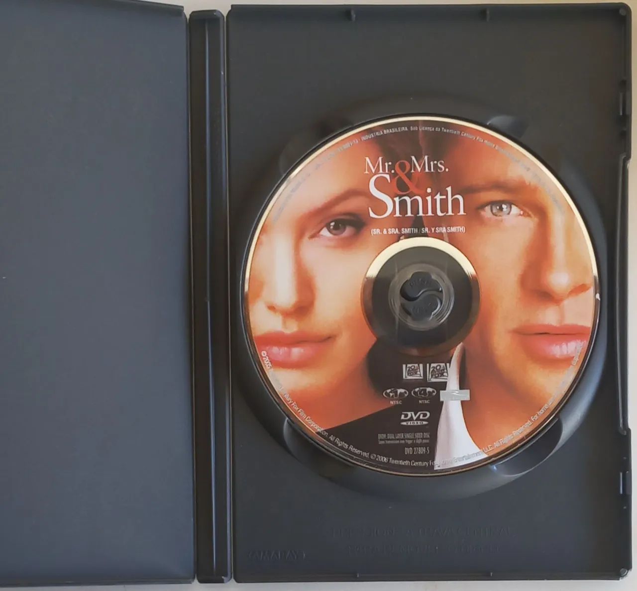 DVDs (Mr. & Mrs. Smith - Original, Os Mercenários, Encontro Explosivo)