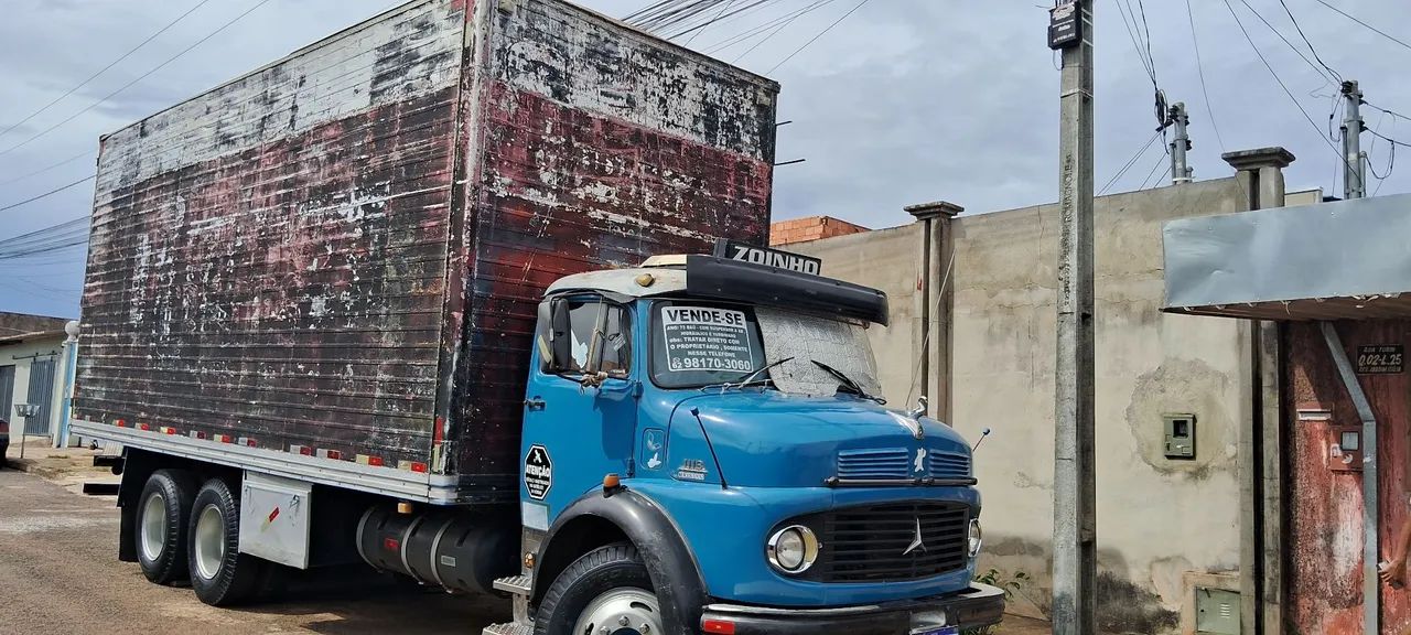 Ônibus 1113 ano 73 BAÚ com suspensor a ar 