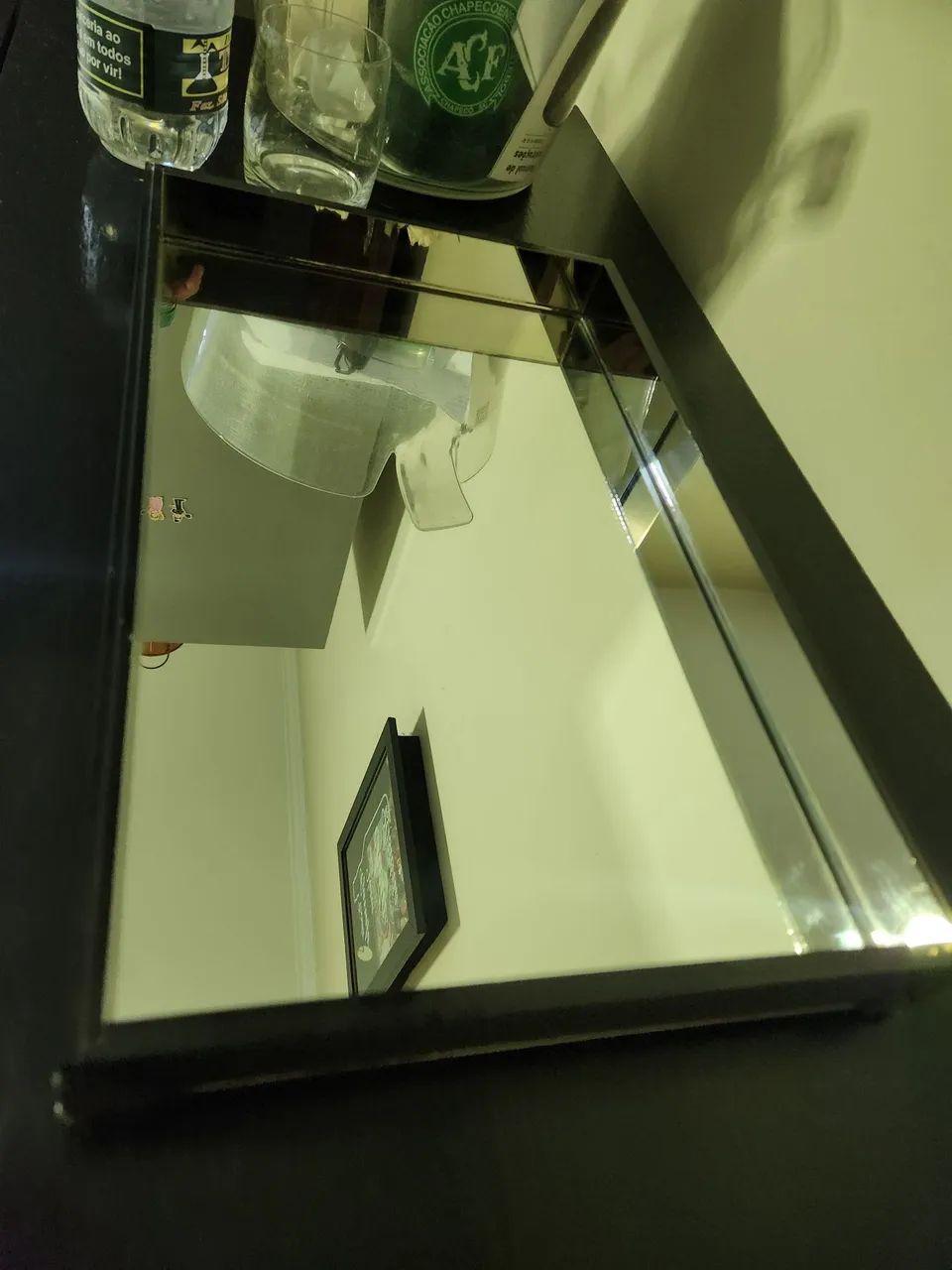 Bandeja espelhada c/pés ferro  - Foto 3