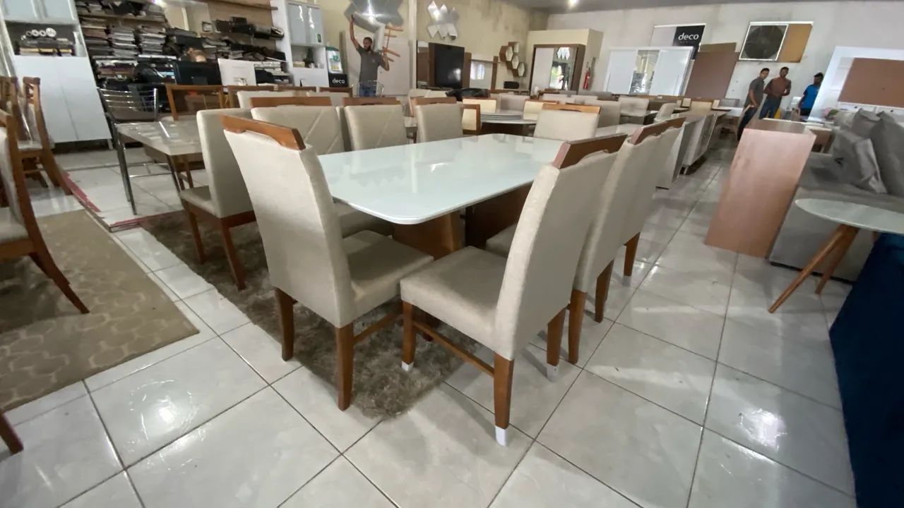 Mesa de Jantar de madeira com 6 Cadeiras - Elegância e Conforto - Foto 2