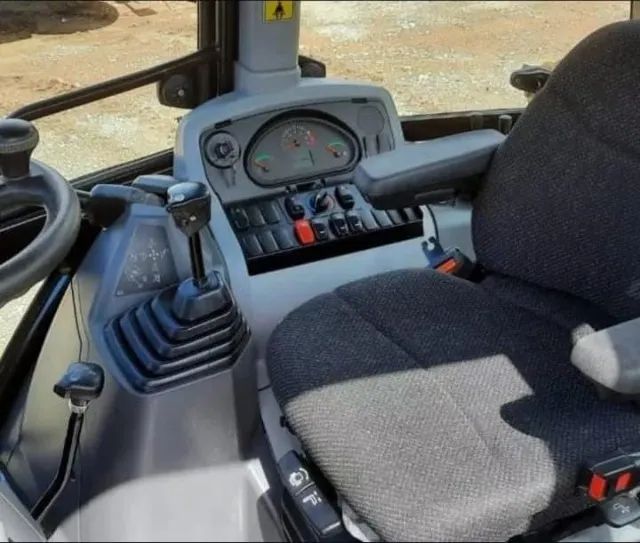 Retroescavadeira Caterpillar 416 2016 - Foto 5