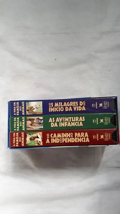 A Vida em Família dos Animais - Box 3 Fitas VHS - Foto 2