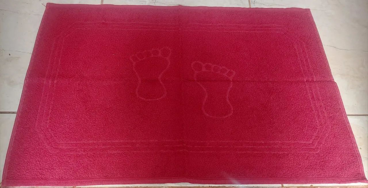 Tapete de Banheiro com Desenho de Pés - Foto 3