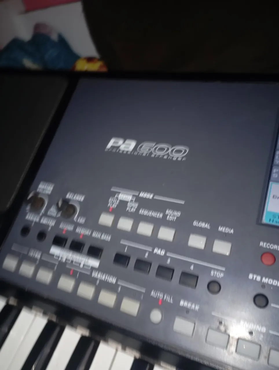 teclado KORG