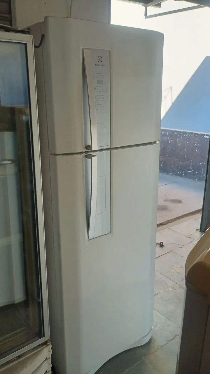 Geladeira Duplex Electrolux Frost Free