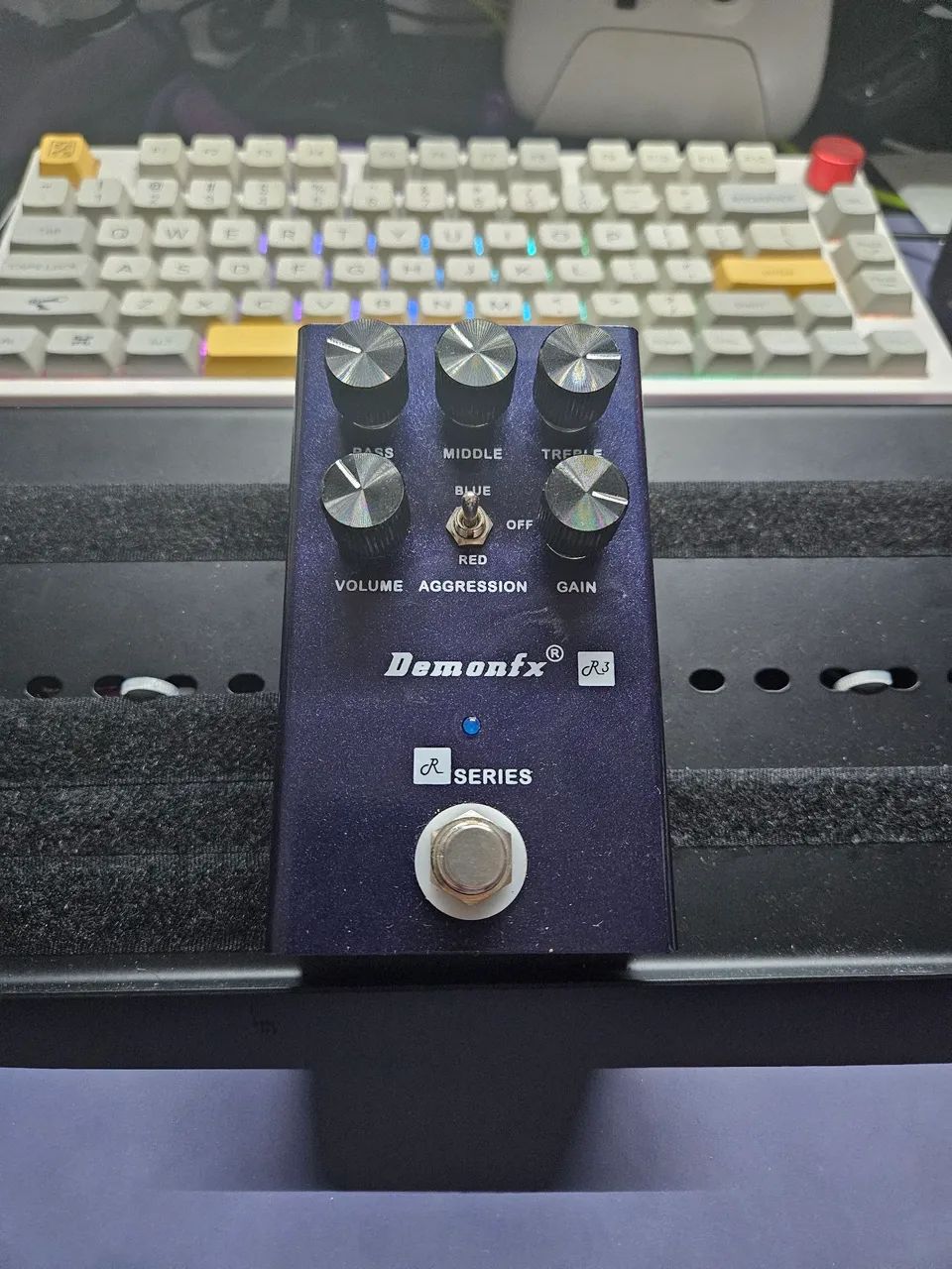 Pedal distorção Demonfx R3 (clone revv g3) - Instrumentos musicais