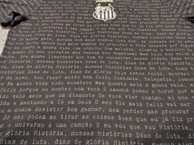 Camisa Oficial Santos Umbro Charlie Brow Jr, tamanho 2GG (66x79cm). Estado de nova. - Foto 5