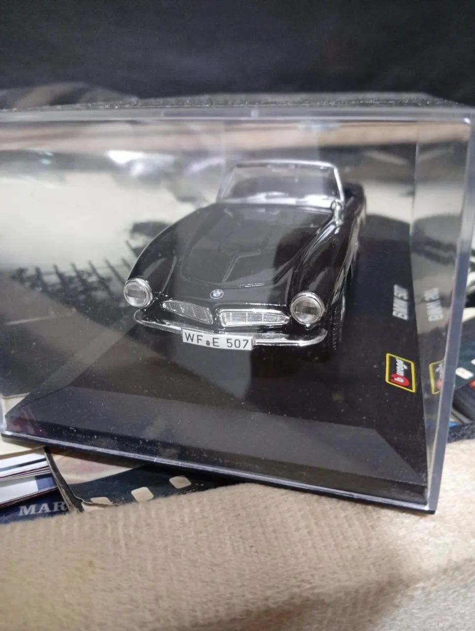 Miniatura BMW 507 em escala 1/43 - Foto 2