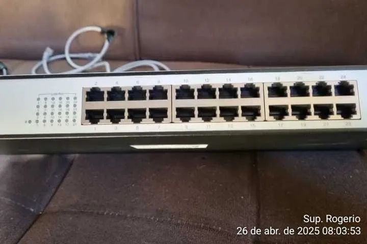 Switch de Rede 24 Portas Intelbras - Foto 2