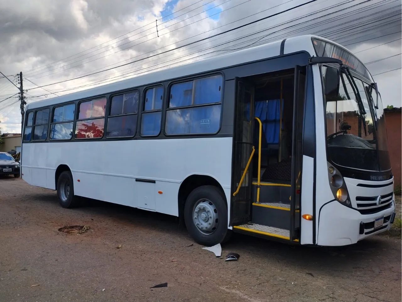 Ônibus 2012 curto  - Foto 3