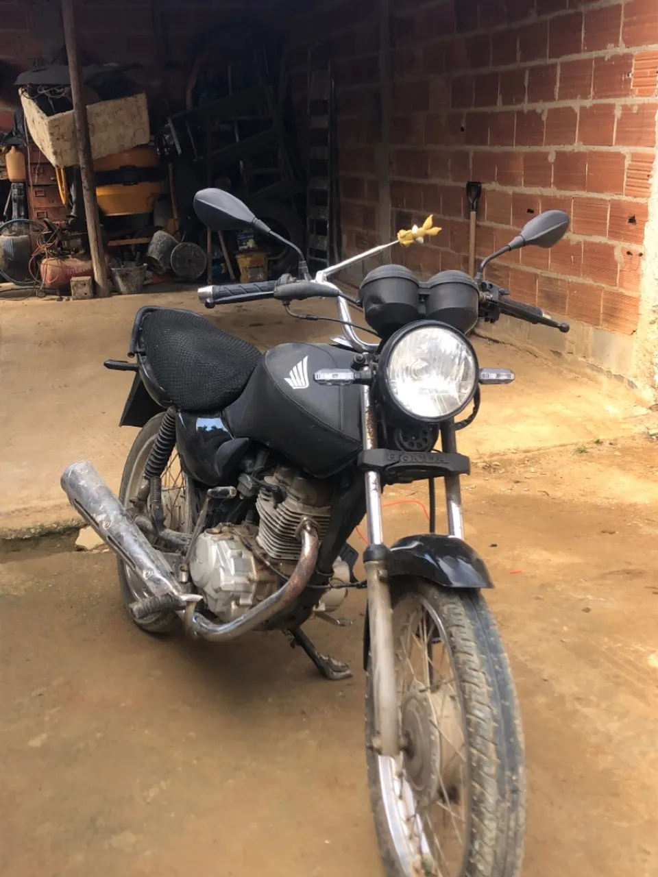 Motor,acessórios,pneus,placa a caminho