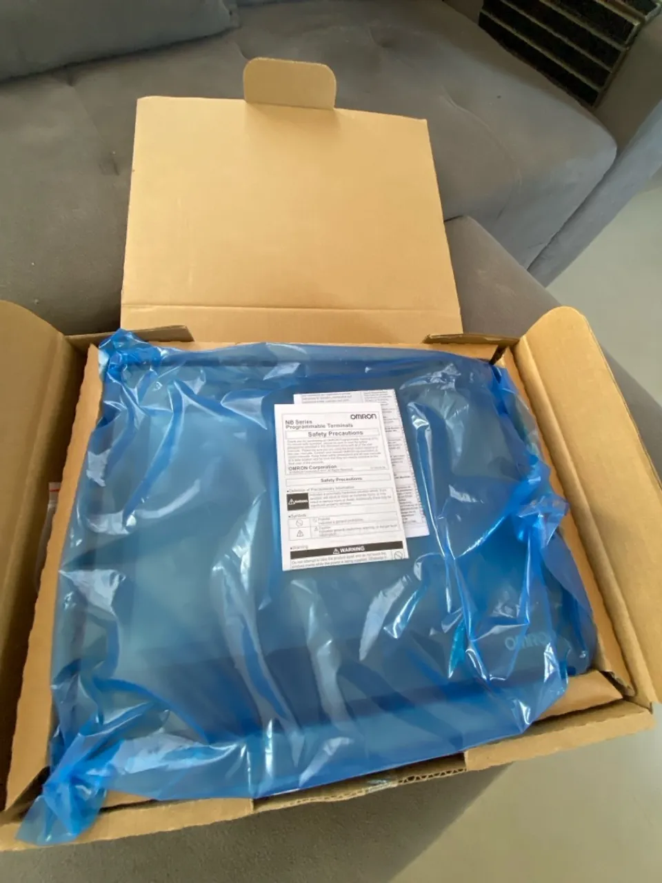 IHM10 Colorida Ethernet serial touch omron nb10w-tw01b-v1 