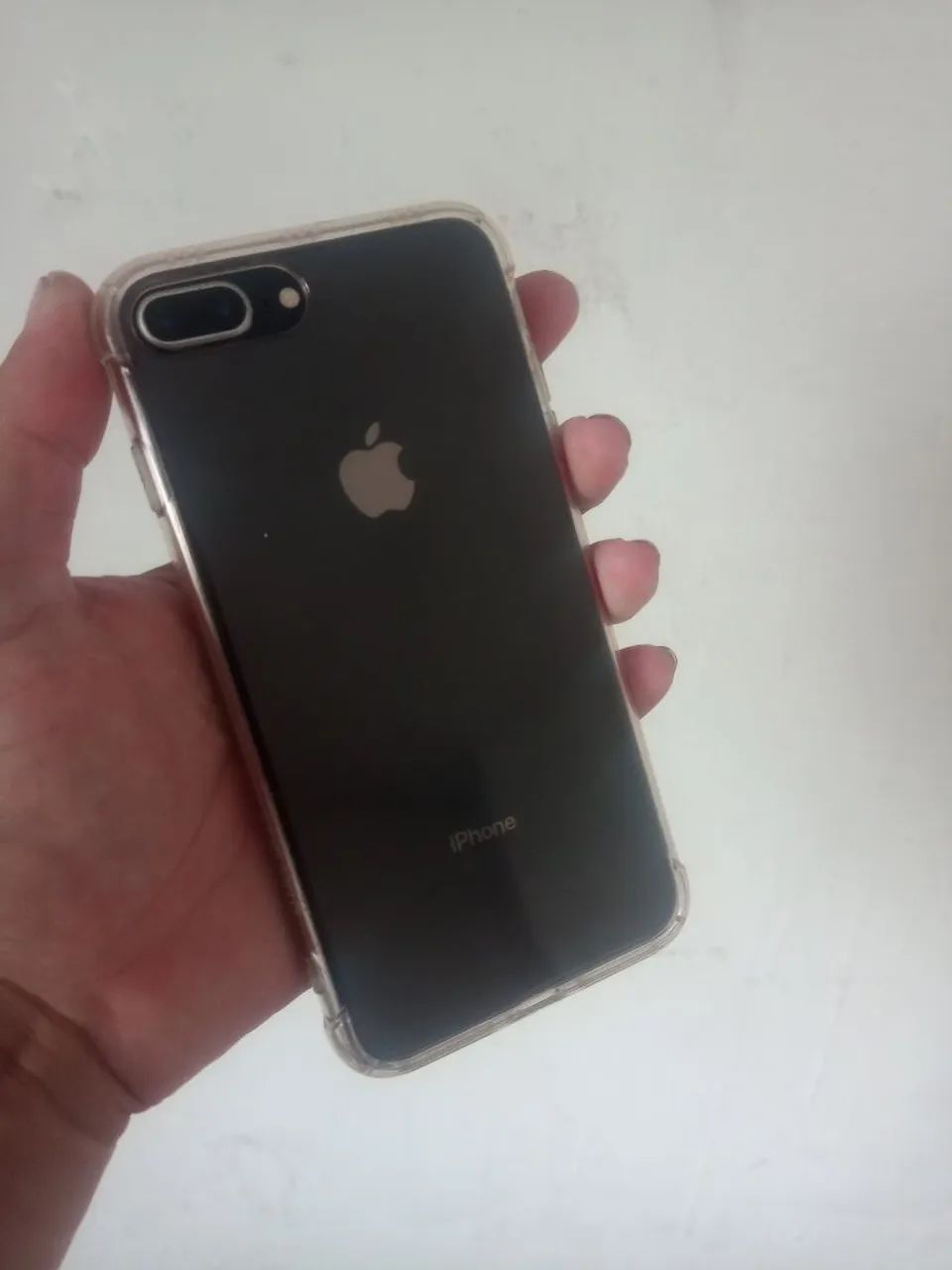 IPHONE 8 PLUS 64GB - Foto 2