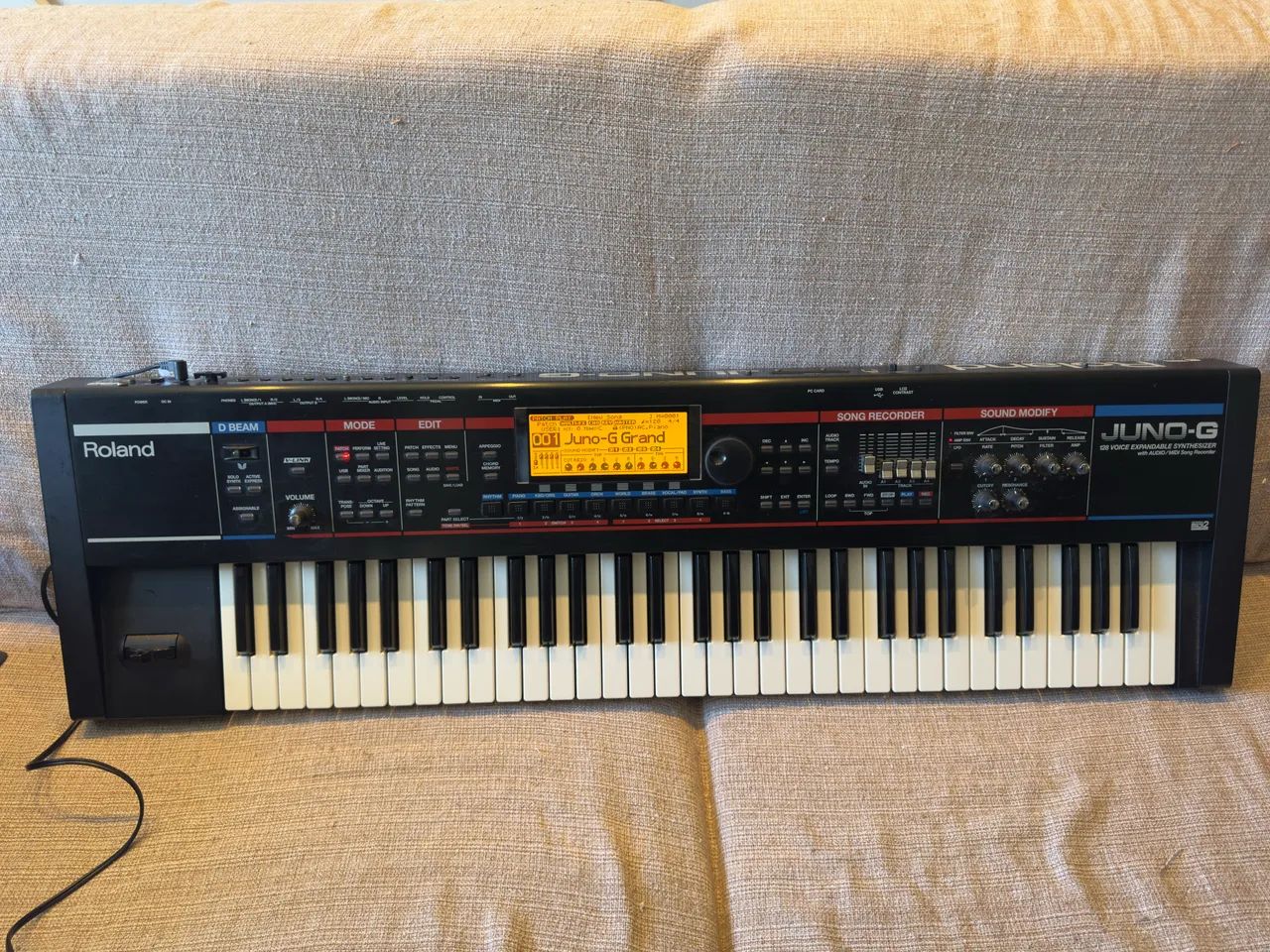 Teclado Roland Juno G - Foto 2