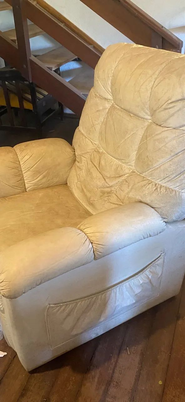 Poltrona Reciclável Herval com marcas de uso - Foto 2