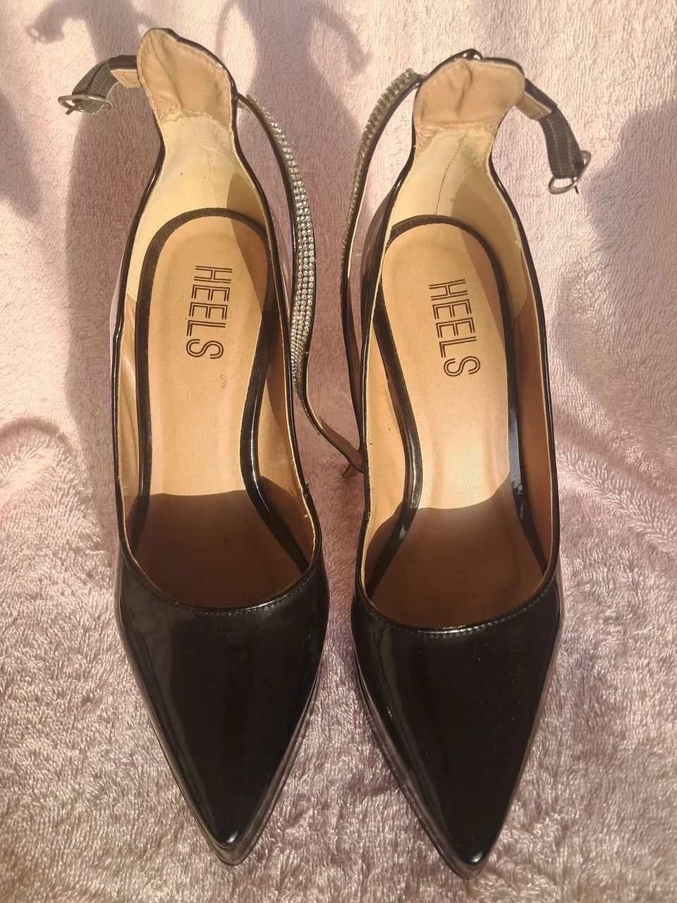 Sandálias HEELS 37