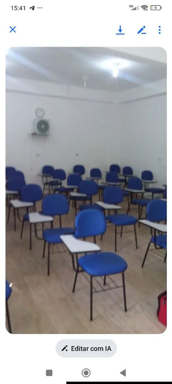 Cadeira universitária 