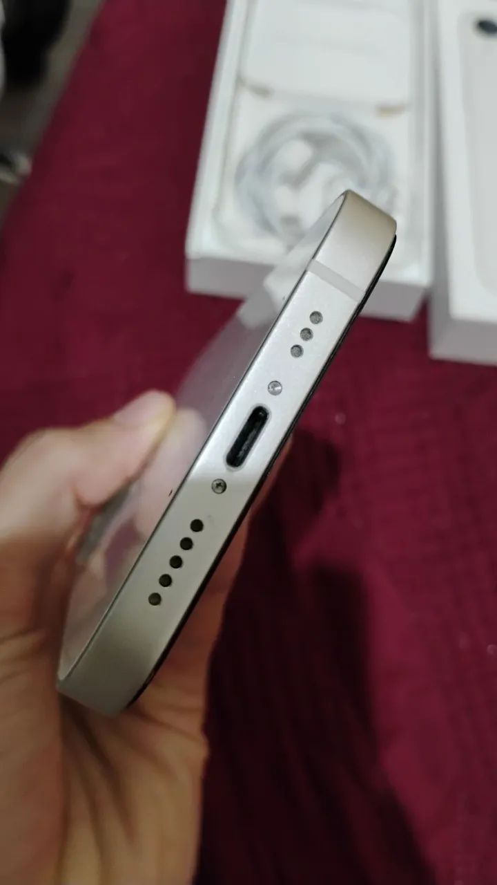 iPhone 13 128GB branco todo original - Foto 5