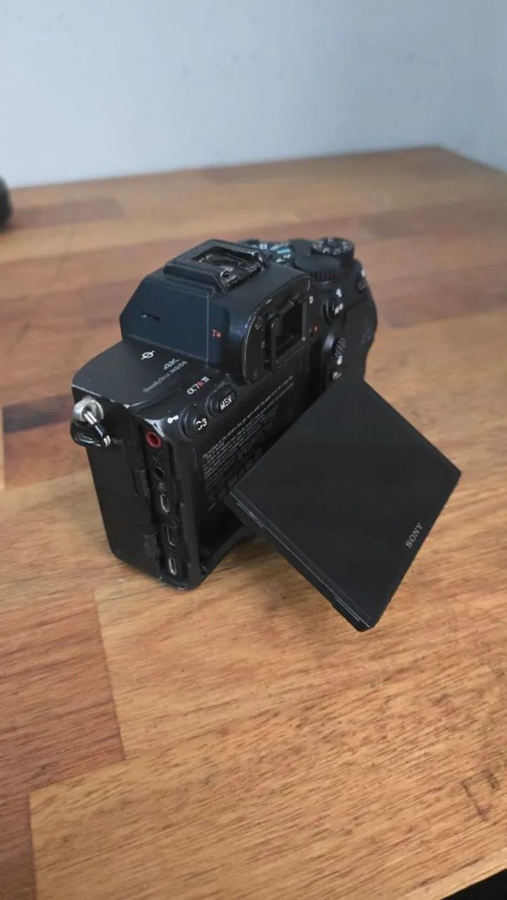 Camera Sony 7rIV 4k (corpo) - Foto 4