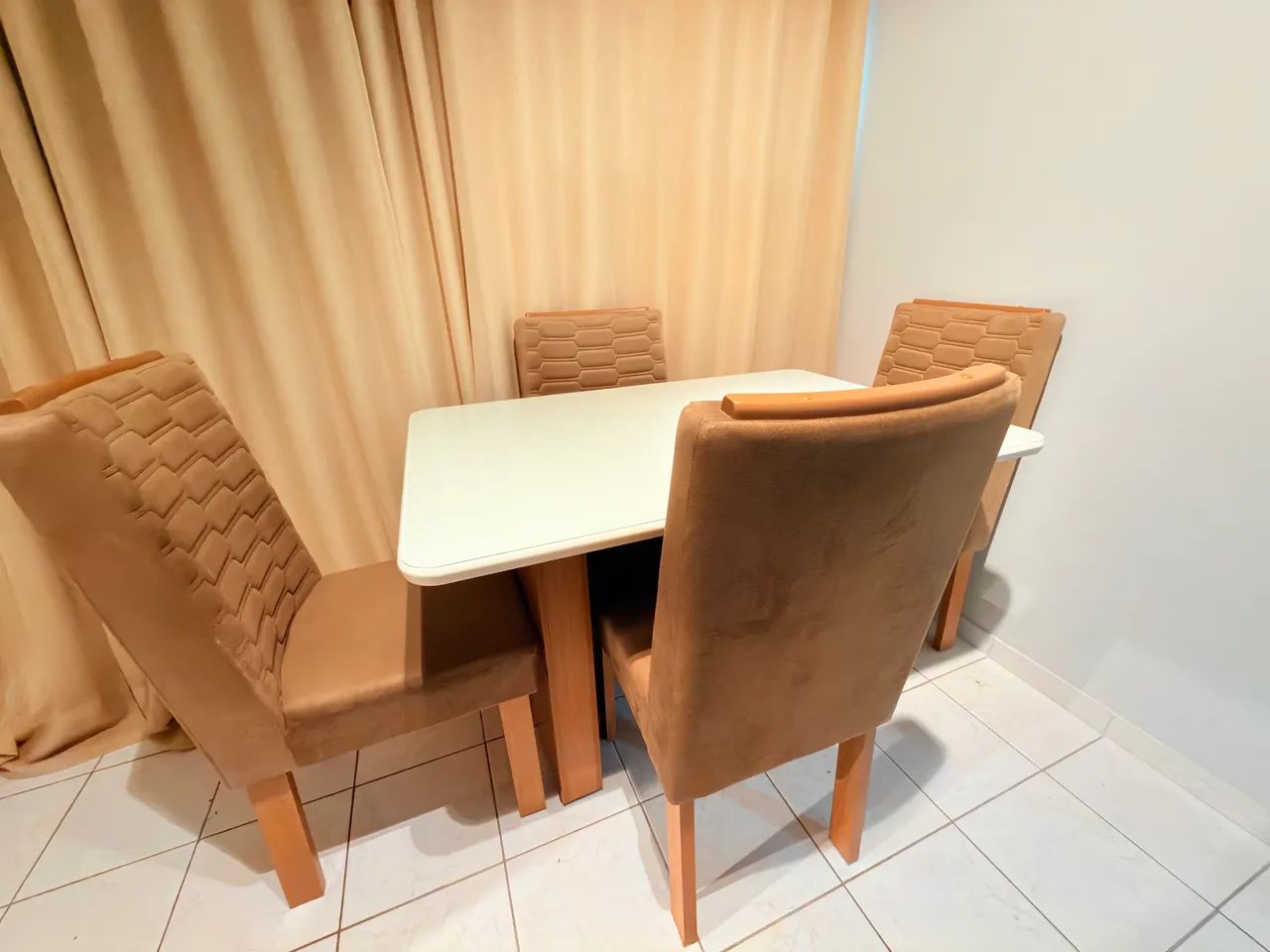 Mesa 4 cadeiras  - Foto 5