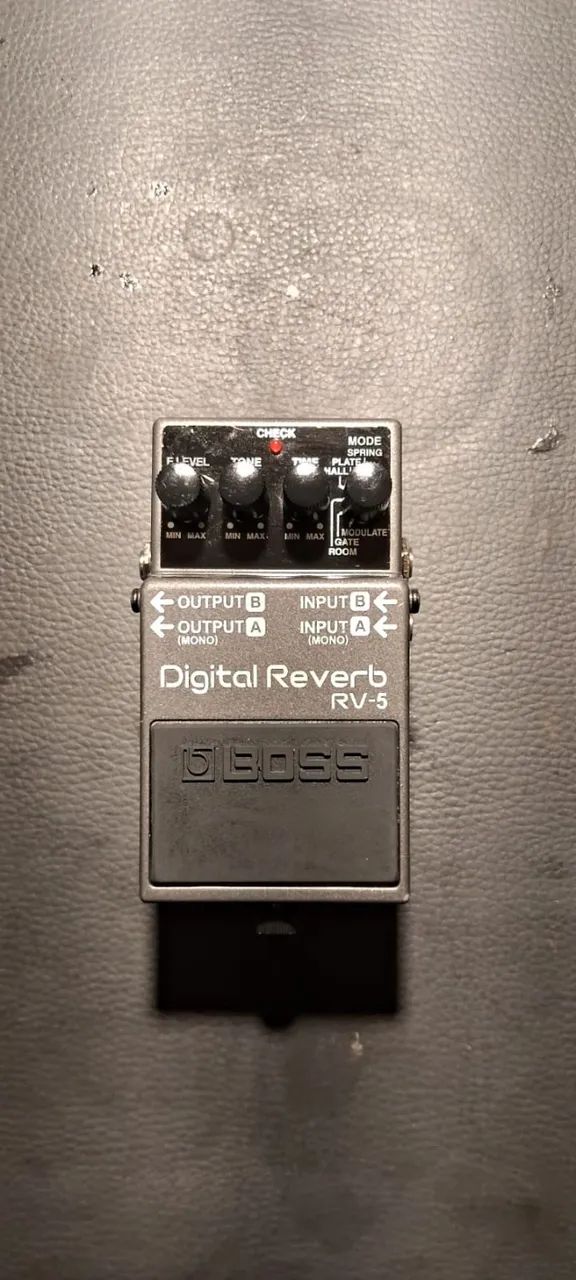 BOSS Digital Reverb RV-5 本体 BOSS RV-5 DIGITAL REVERB - Instrumentos musicais - Santa Tereza