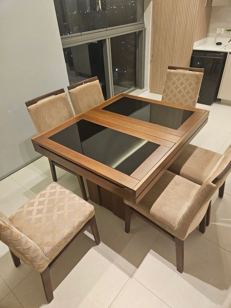Mesa de Jantar com 6 cadeiras - Foto 2