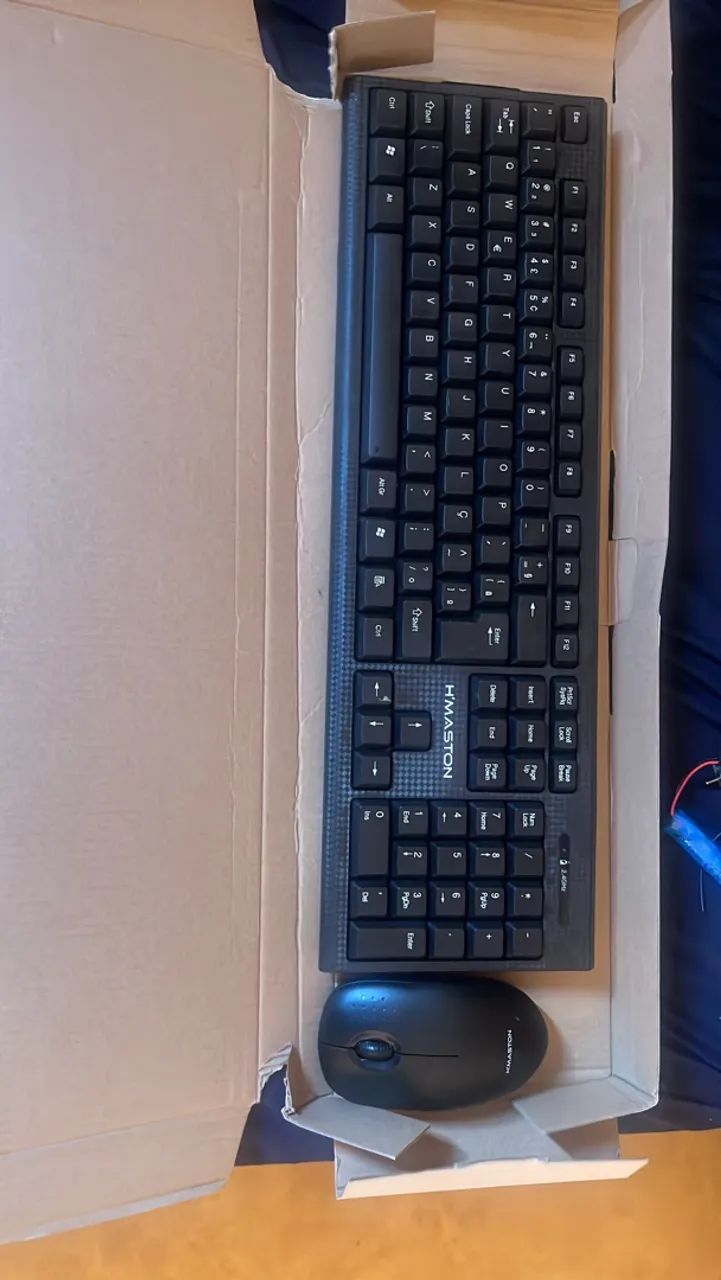 teclado nunca usado 