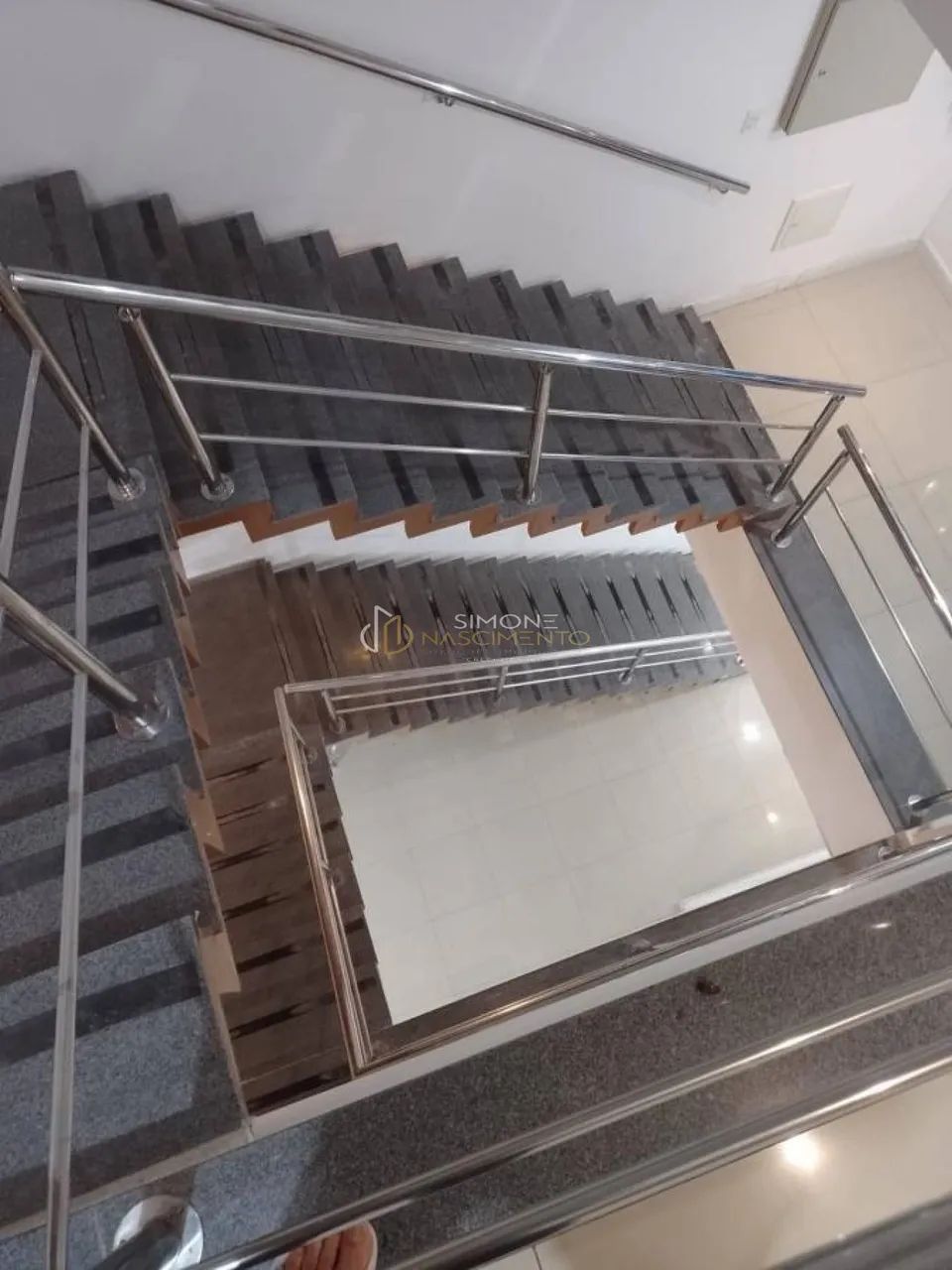 Prédio Comercial Para Vender Brotas em Salvador