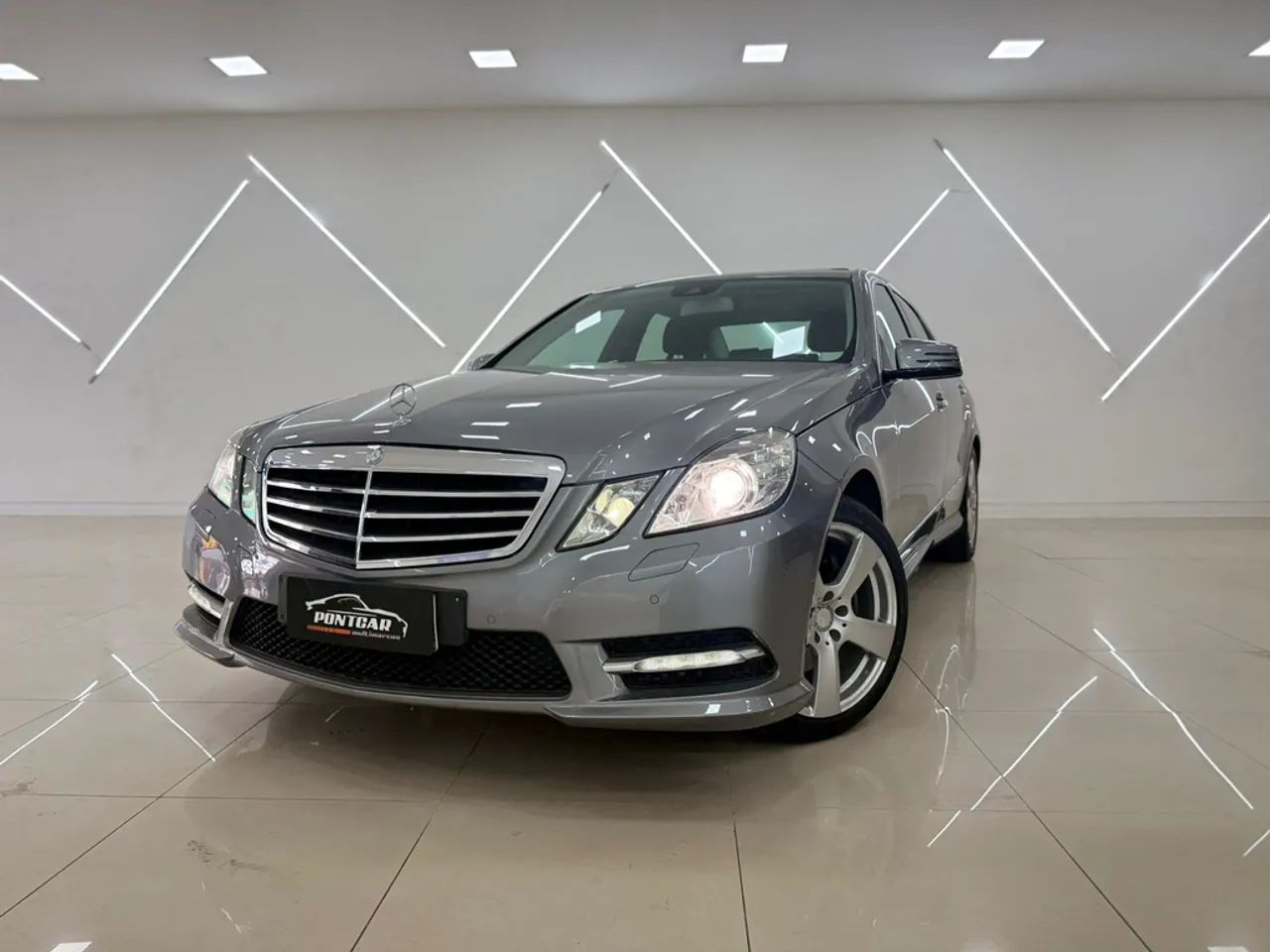 Mercedes-Benz E-250 E-250 CGI AVANTGARDE 1.8 16V 204CV AUT. 2013