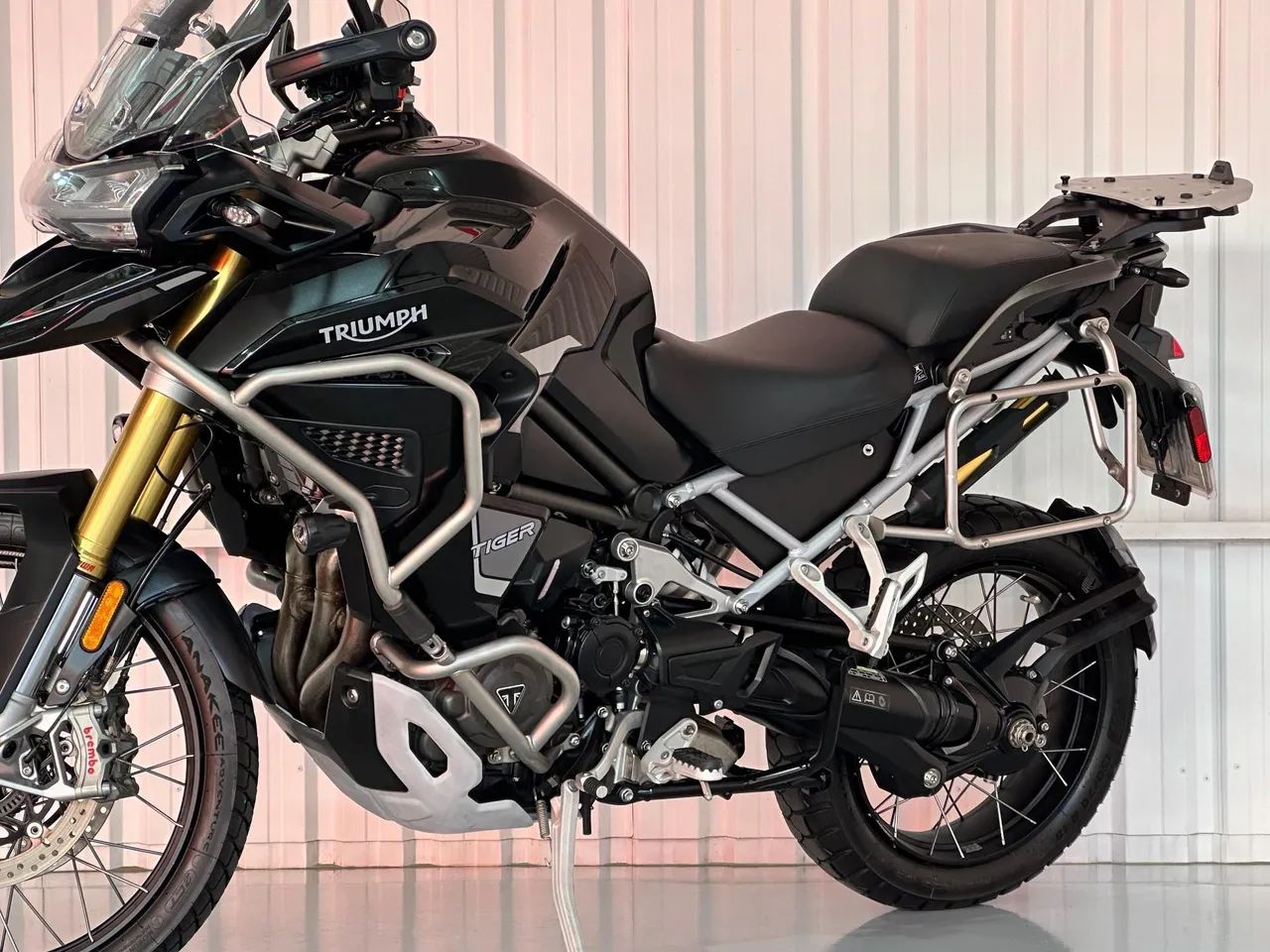 Triumph 1200 Rally Explorer 2022 - 1494378863 | OLX