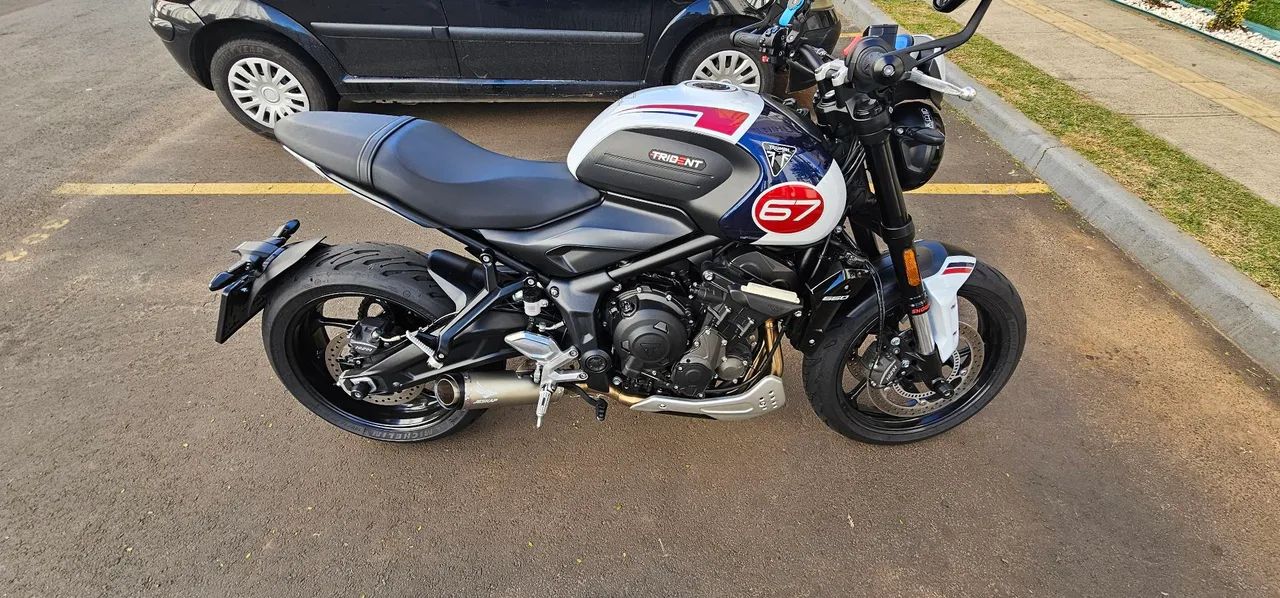 Trident 660 Triple Tribute  - Foto 3