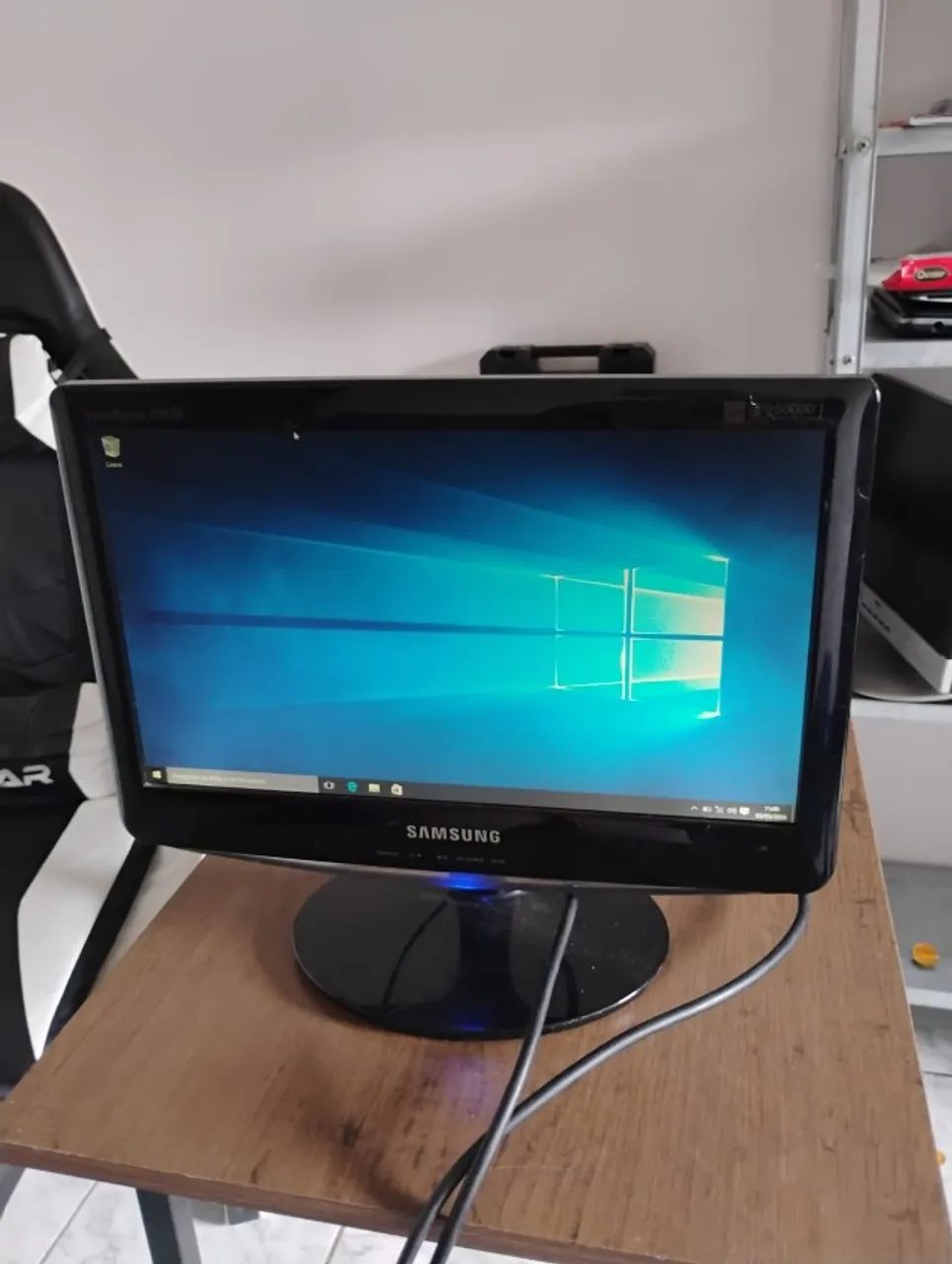 Monitor Samsung 16 polegadas (USADO) 